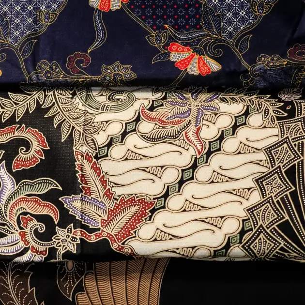 Uniform Batik